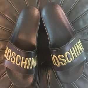 Moschino Slides